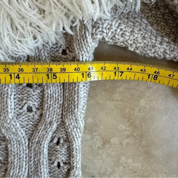 Amur Ulla Fringe Beige Cable Knit Merino Wool Round Neck Womens Size S Pullover - Picture 12 of 16
